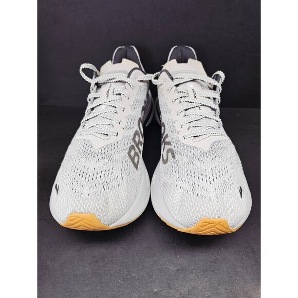 Brooks Women 10.5 Comfy footwear - Picture 9 of 11